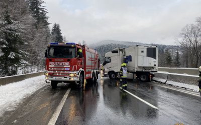 Verkehrsunfälle aufgrund winterlicher Bedingungen