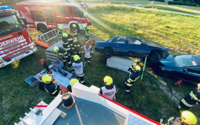 Montagsübung –Verkehrsunfall mit Menschenrettung
